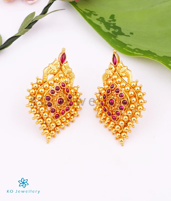 ladies-affordable-gold-earrings-The Dvikarani Silver Earrings