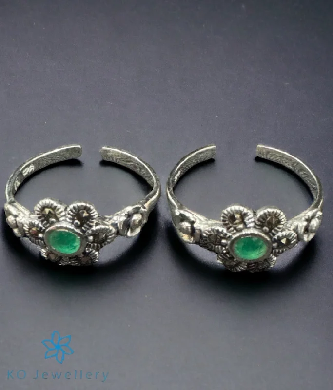 ladies-gold-bridal-rings-The Preet Silver Marcasite Toe-Rings (Green)