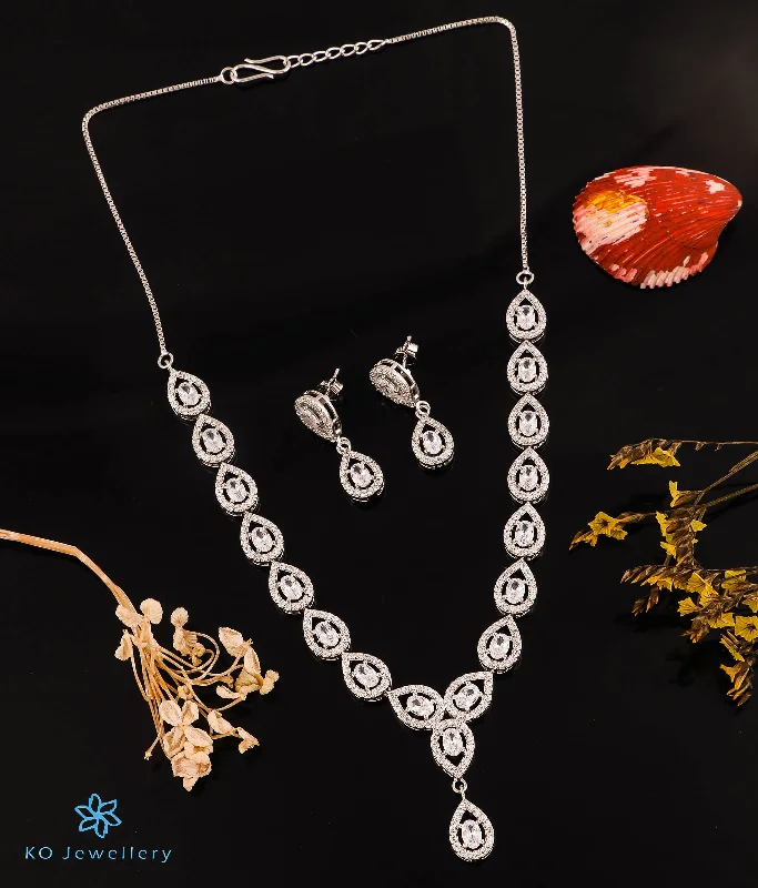 ladies-heart-dangle-earrings-The Graceful Sparkle Silver Necklace & Earrings