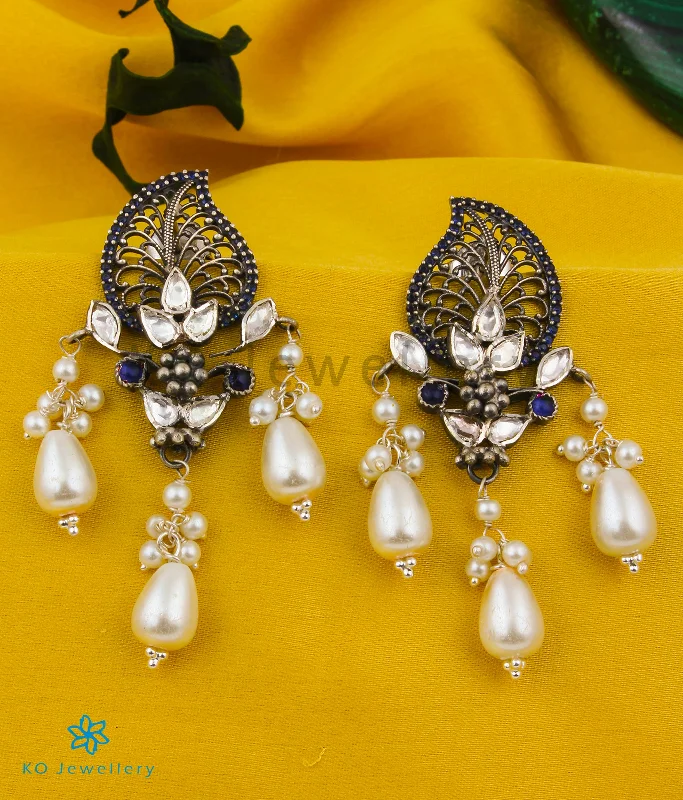 ladies-heart-drop-earrings-The Shweta Silver Kundan Earrings