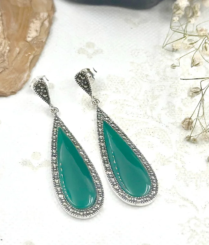 ladies-ethnic-chandelier-earrings-The Silver Marcasite Earrings (Green)