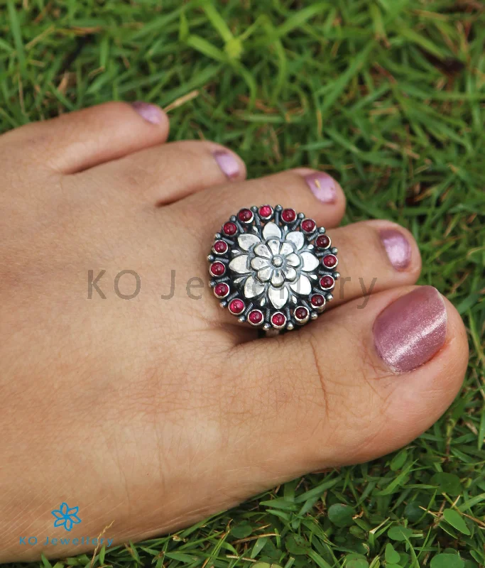 ladies-ruby-halo-rings-The Kamala Silver Toe-Rings