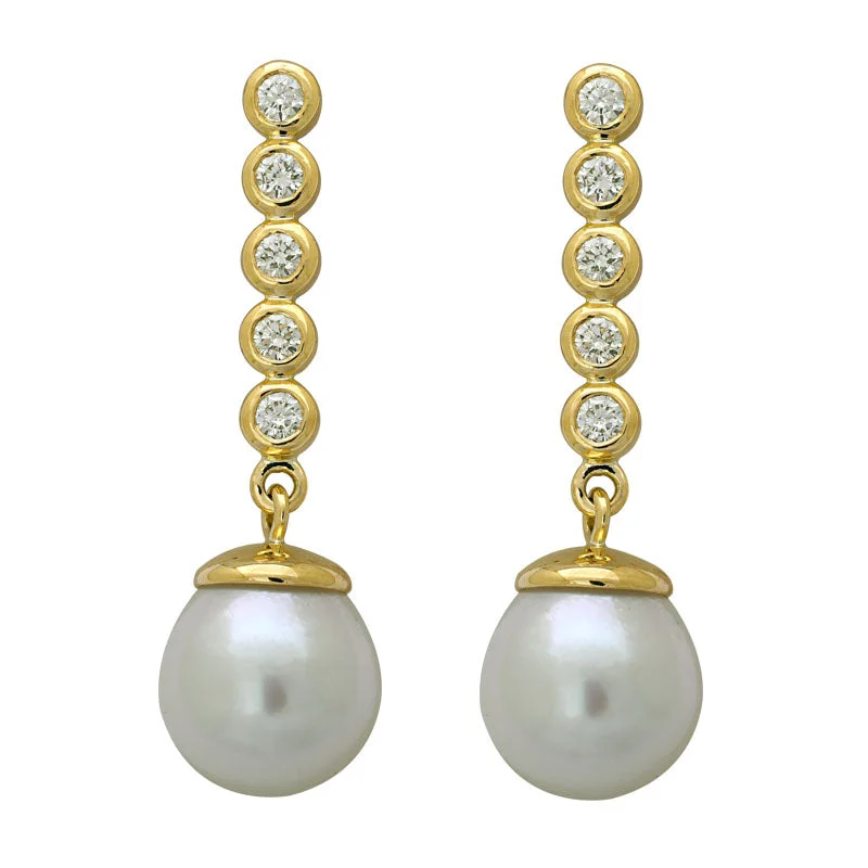 ladies-vintage-gold-earrings-EARRINGS- S.S. PEARL AND DIAMOND IN 18K GOLD