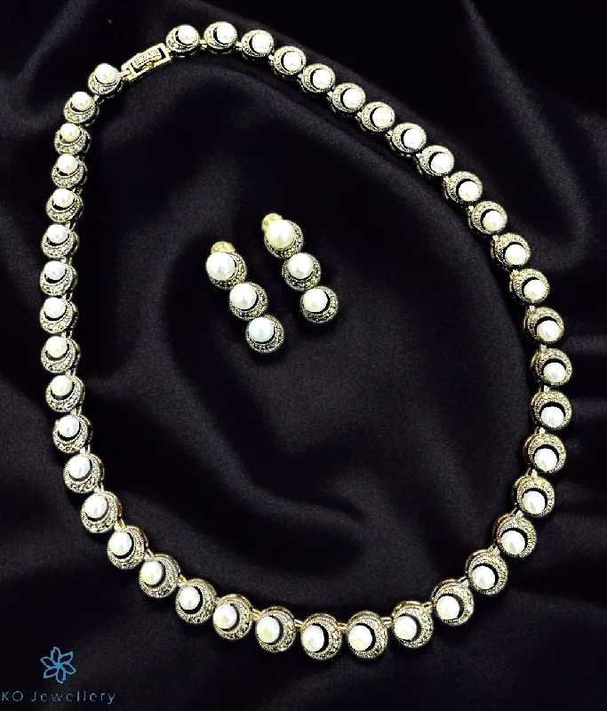 ladies-diamond-drop-earrings-The Dylan Silver Marcasite Pearl Necklace & Earrings