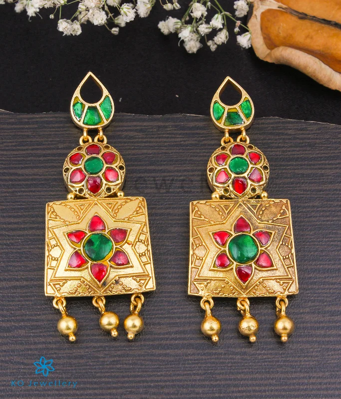 ladies-statement-diamond-earrings-The Amaanat Silver Kundan Earrings