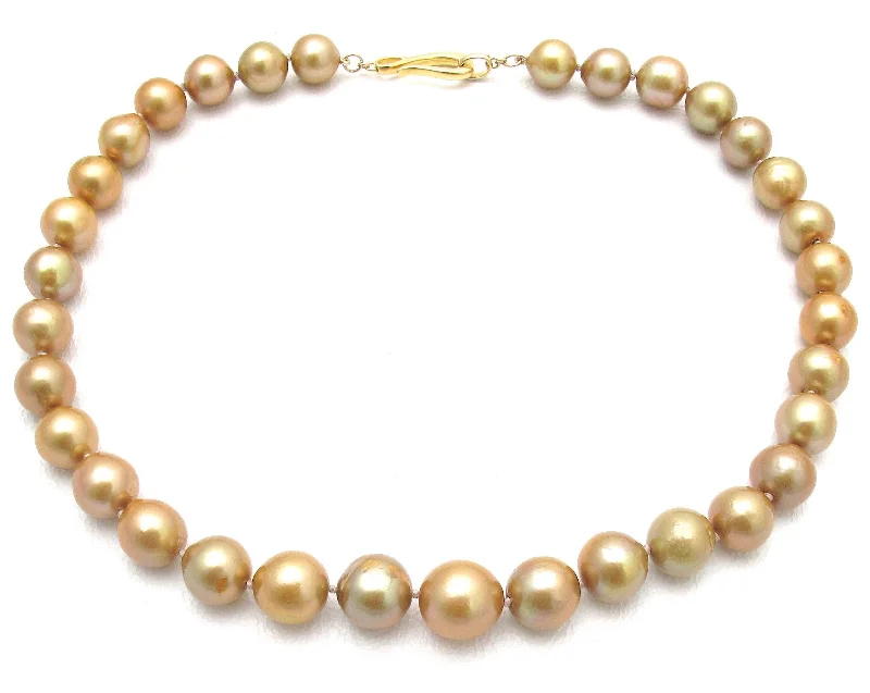 Ladies necklaces rounded edges -Golden Pearl Collar Necklace