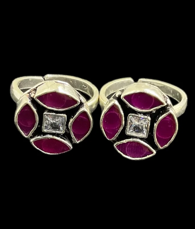 ladies-silver-classic-rings-The Purav Silver Gemstone Toe-Rings