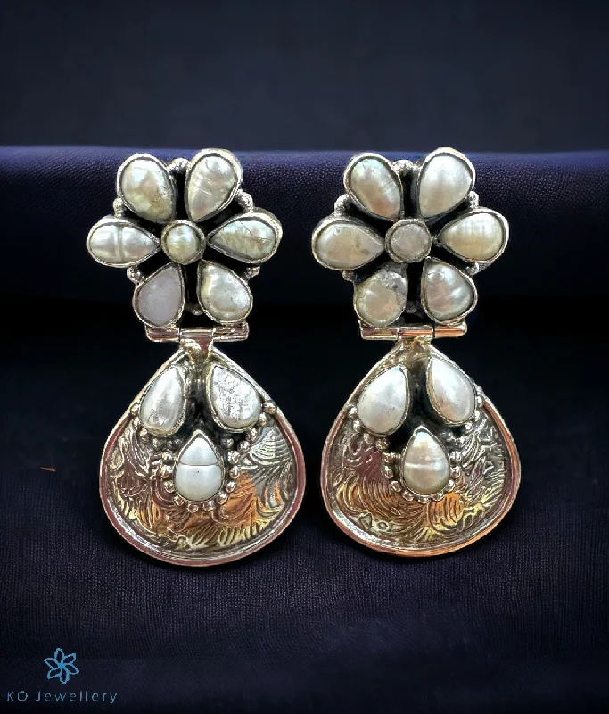 ladies-wedding-pearl-earrings-The Raisa Silver Gemstone Earrings (Pearl)