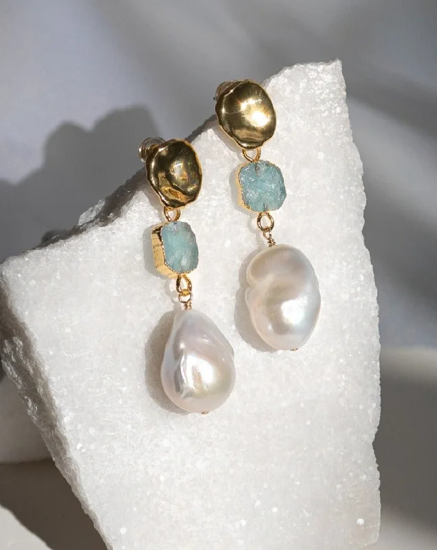 ladies-bohemian-gold-earrings-March | Aquamarine Birthstones x Pearls Earrings