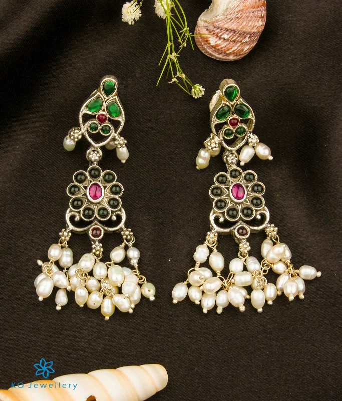 ladies-bridal-hoop-earrings-The Aarushi Silver Pearl Earrings