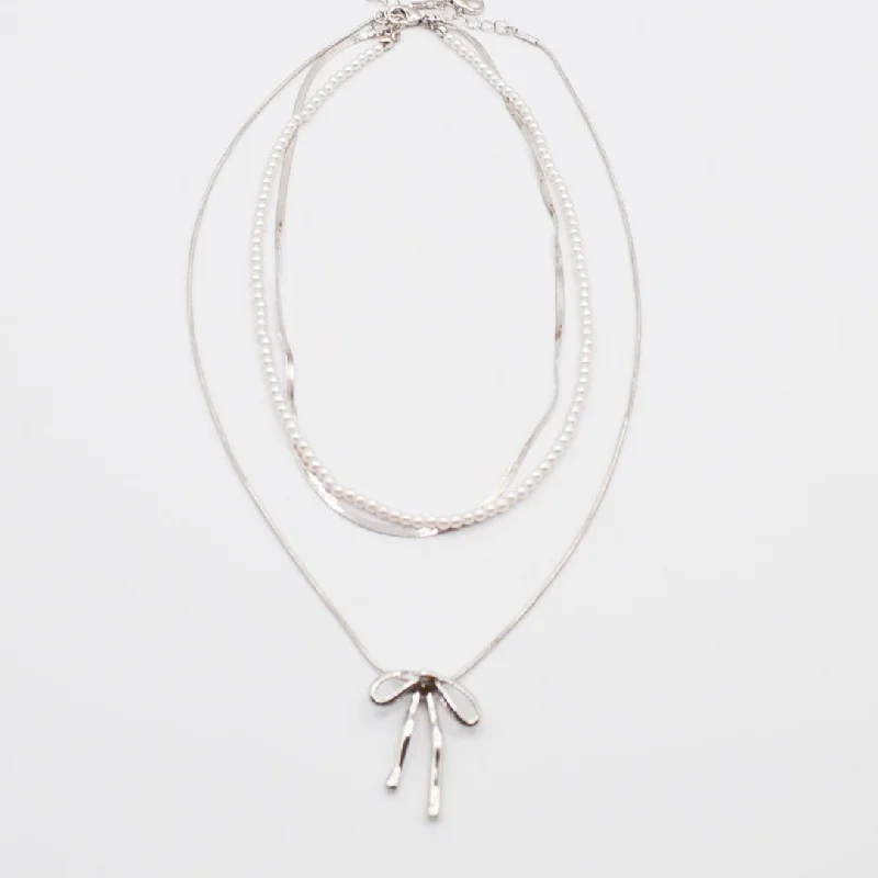 Ladies necklaces with crown pendants -Pearl Arc Necklace