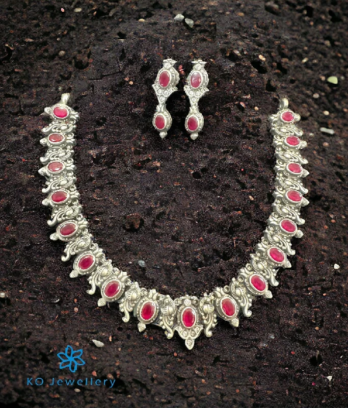 ladies-elegant-dangle-earrings-The Aditya Silver Kemp Peacock Necklace & Earrings