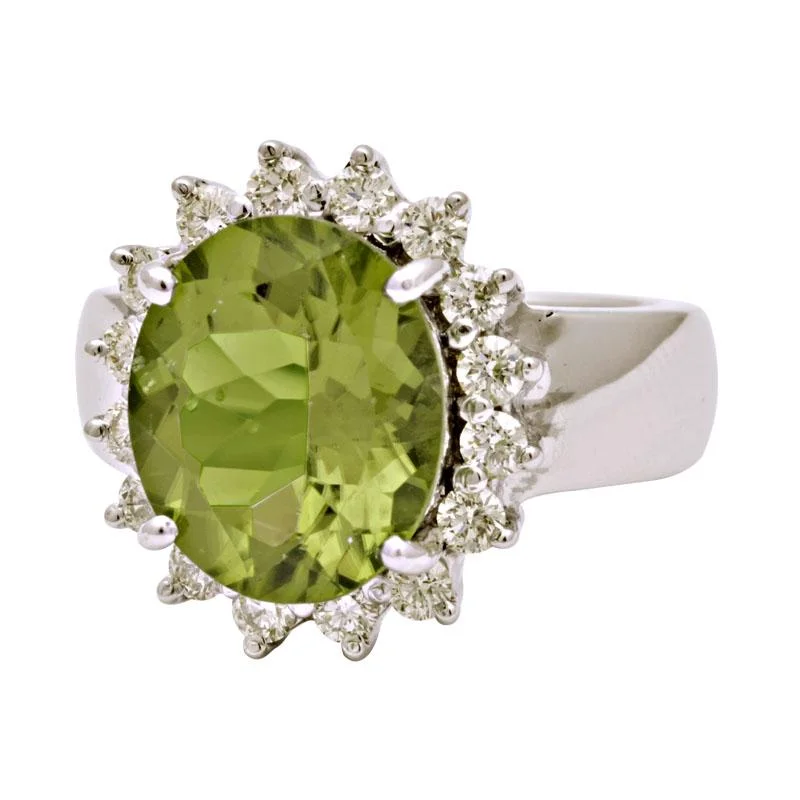 ladies-cushion-cut-diamond-rings-Ring-Peridot and Diamond  (192CS)