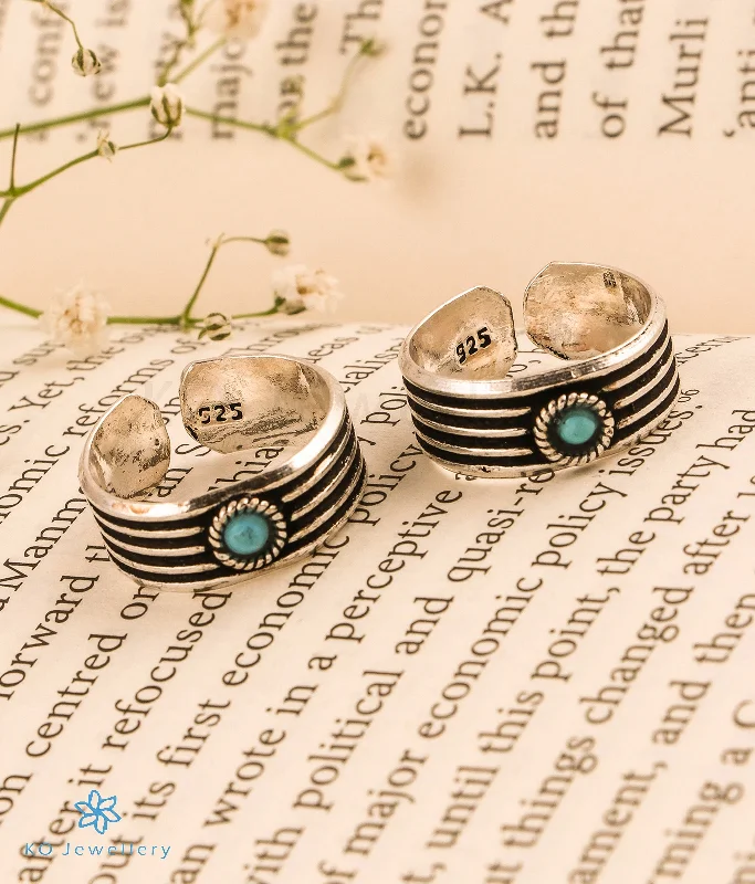 The Udvita Silver Toe-Rings (Turquoise)