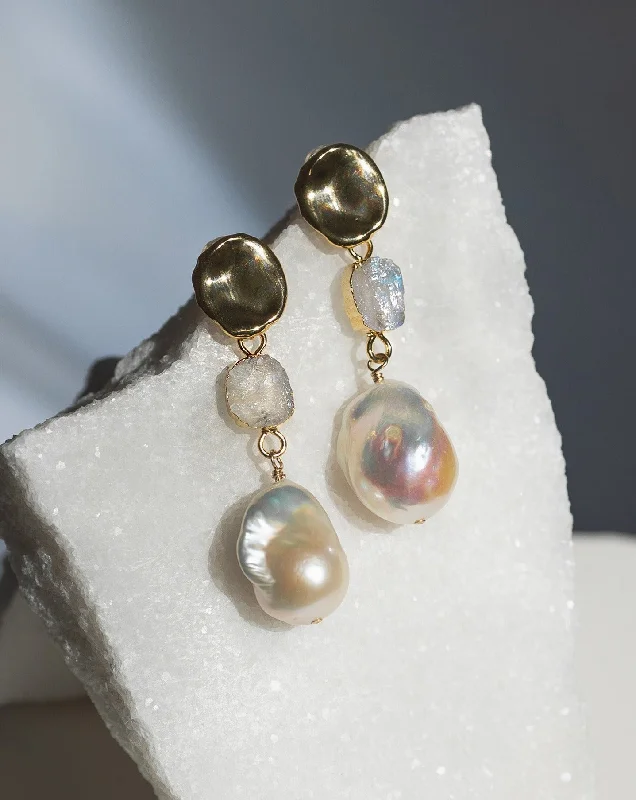 ladies-trendy-diamond-earrings-June | Moonstone Birthstones x Pearls Earrings