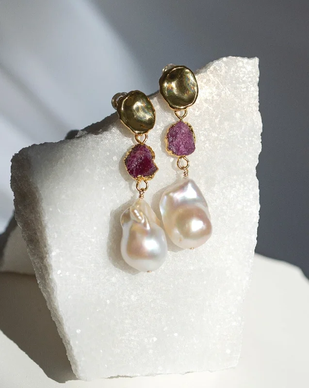 ladies-gemstone-chandelier-earrings-July | Ruby Birthstones x Pearls Earrings