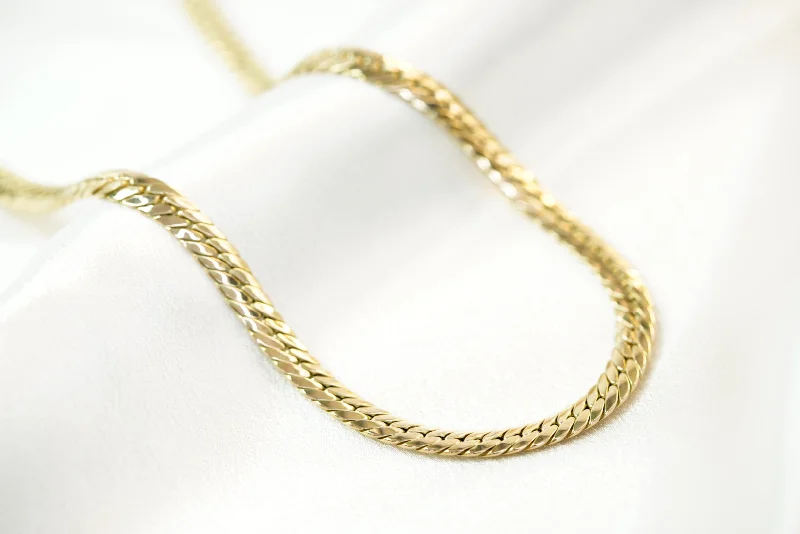 Ladies necklaces bohemian vibes -14k Cuban Link Chain Necklace