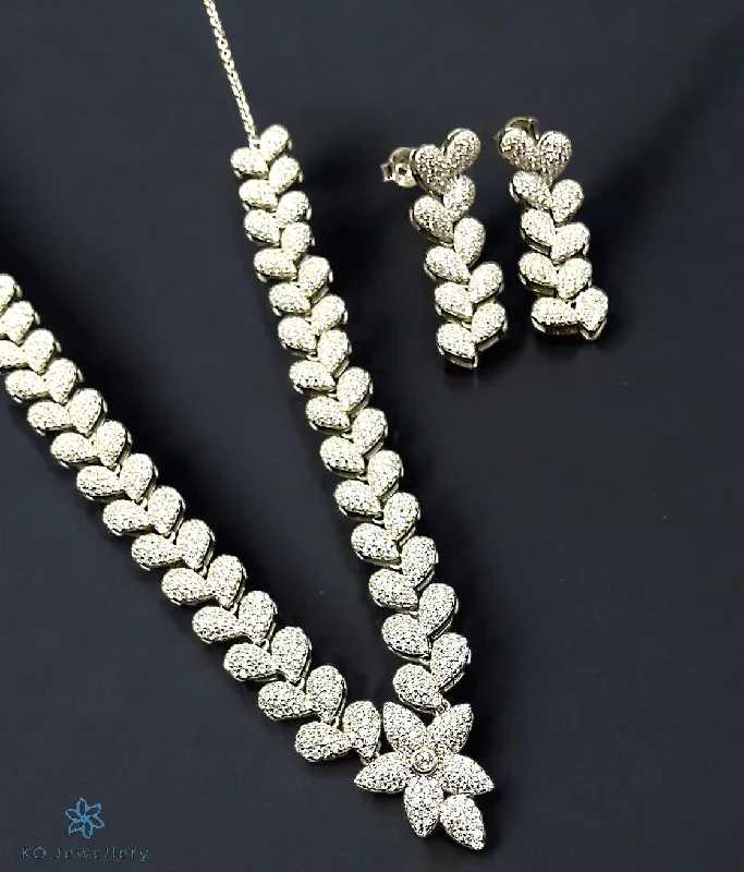 ladies-everyday-pearl-earrings-The Heart Sparkle Silver Necklace & Earrings