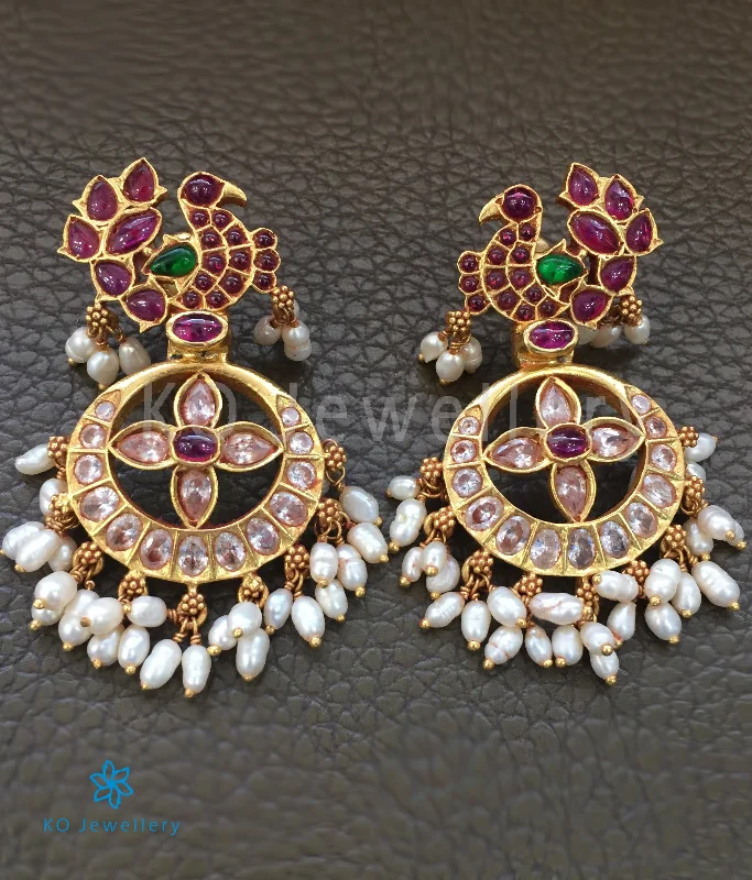 ladies-everyday-pearl-earrings-The Mayukhi Silver Swan Earrings