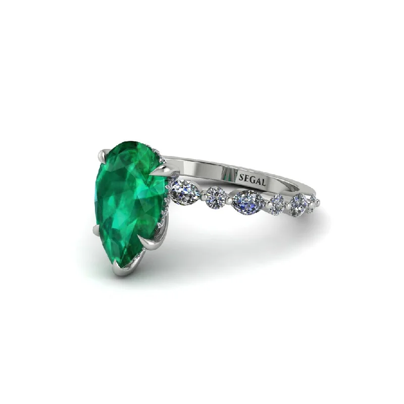 engagement-oval-platinum-ring-Pear-Cut Emerald Halo Engagement Ring - Nylah No. 6