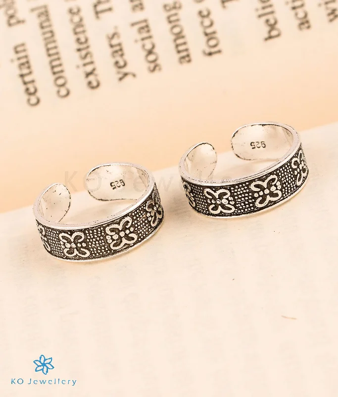 ladies-infinity-silver-rings-The Enchanting Silver Toe-Rings